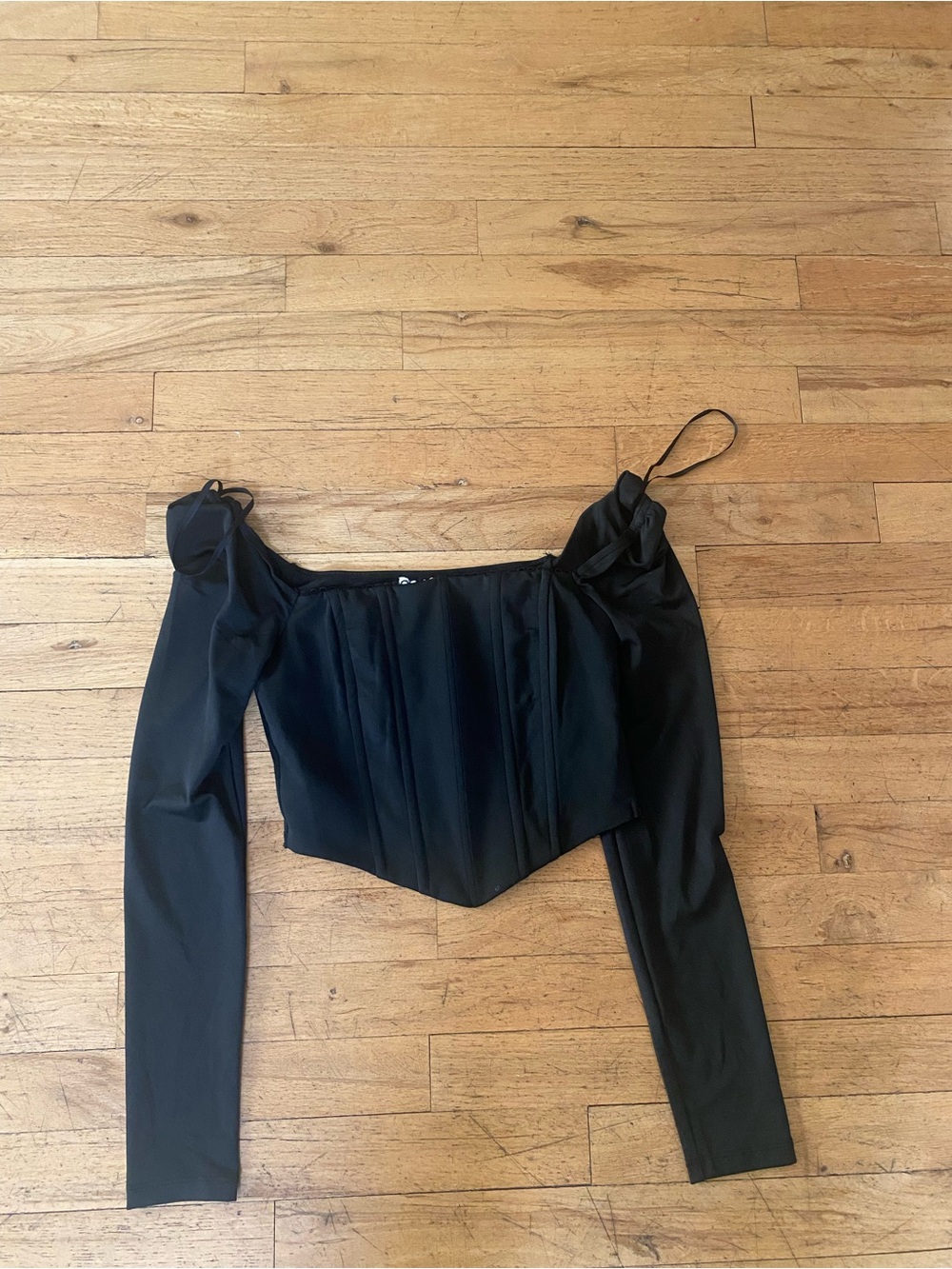 Princess Polly black new with tags top. Size 4. NWT